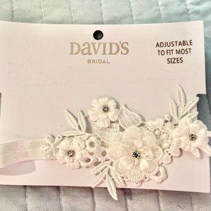 David's Bridal Flower Garter - New